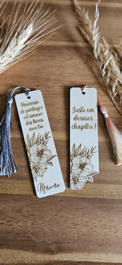 Marque-page en bois personnalisée