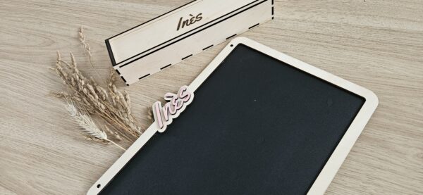 Ardoise en bois personnalisable enfant – Image 2