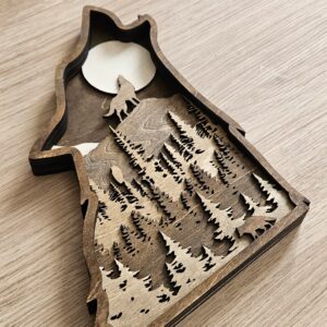 Loup 3D décoratif en bois teinté